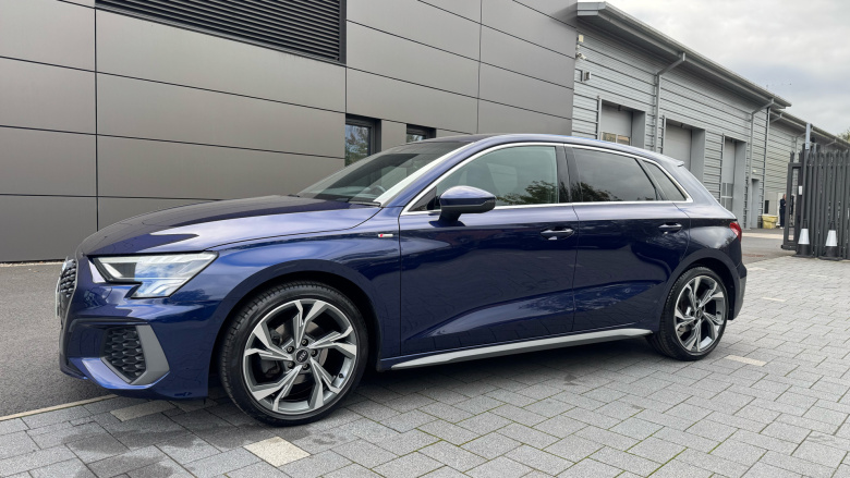 Audi A3 35 TDI S Line 5dr S Tronic [Comfort+Sound] Diesel Hatchback